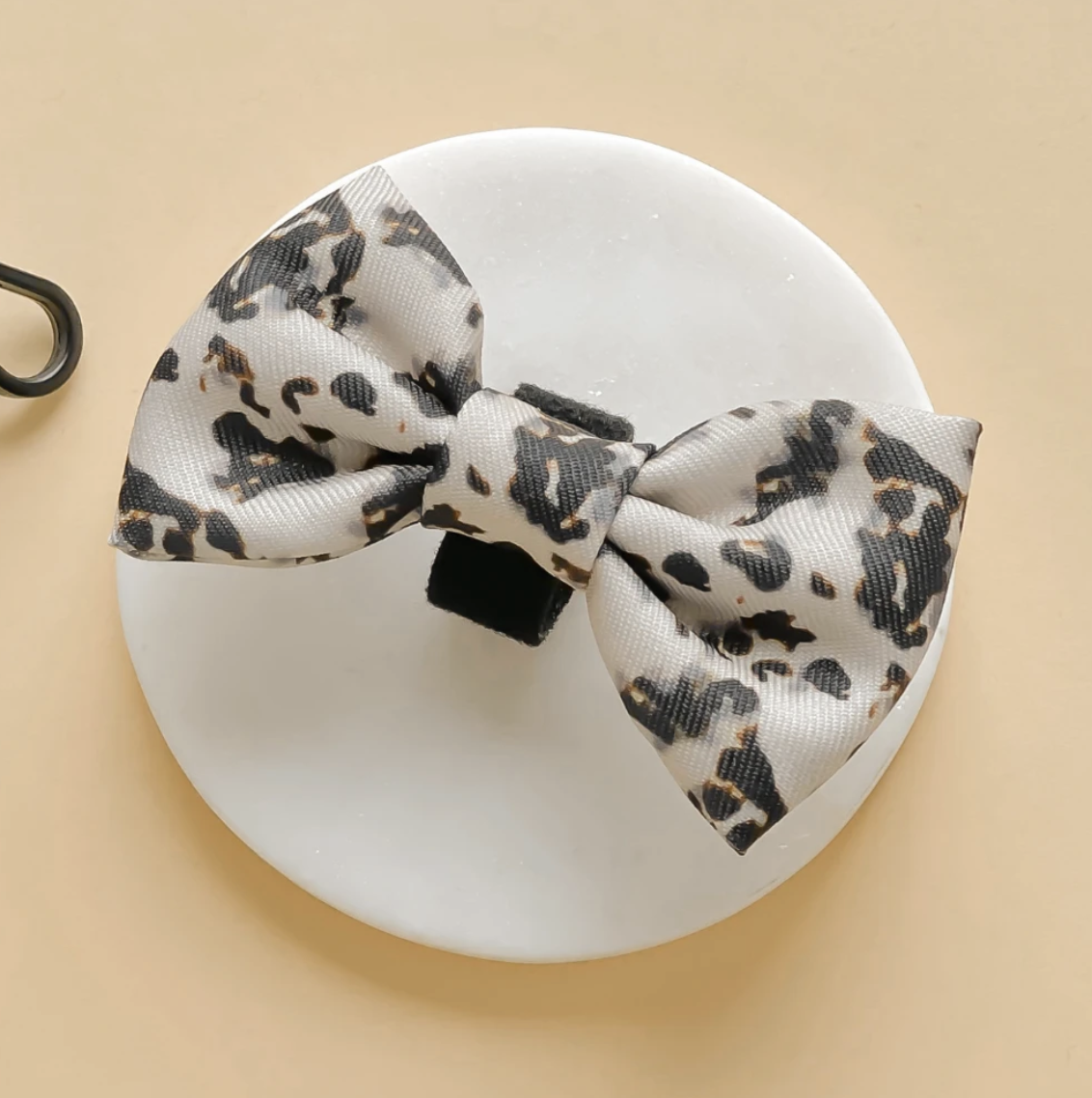 Cocopup London - Ivory Tort Bow Tie