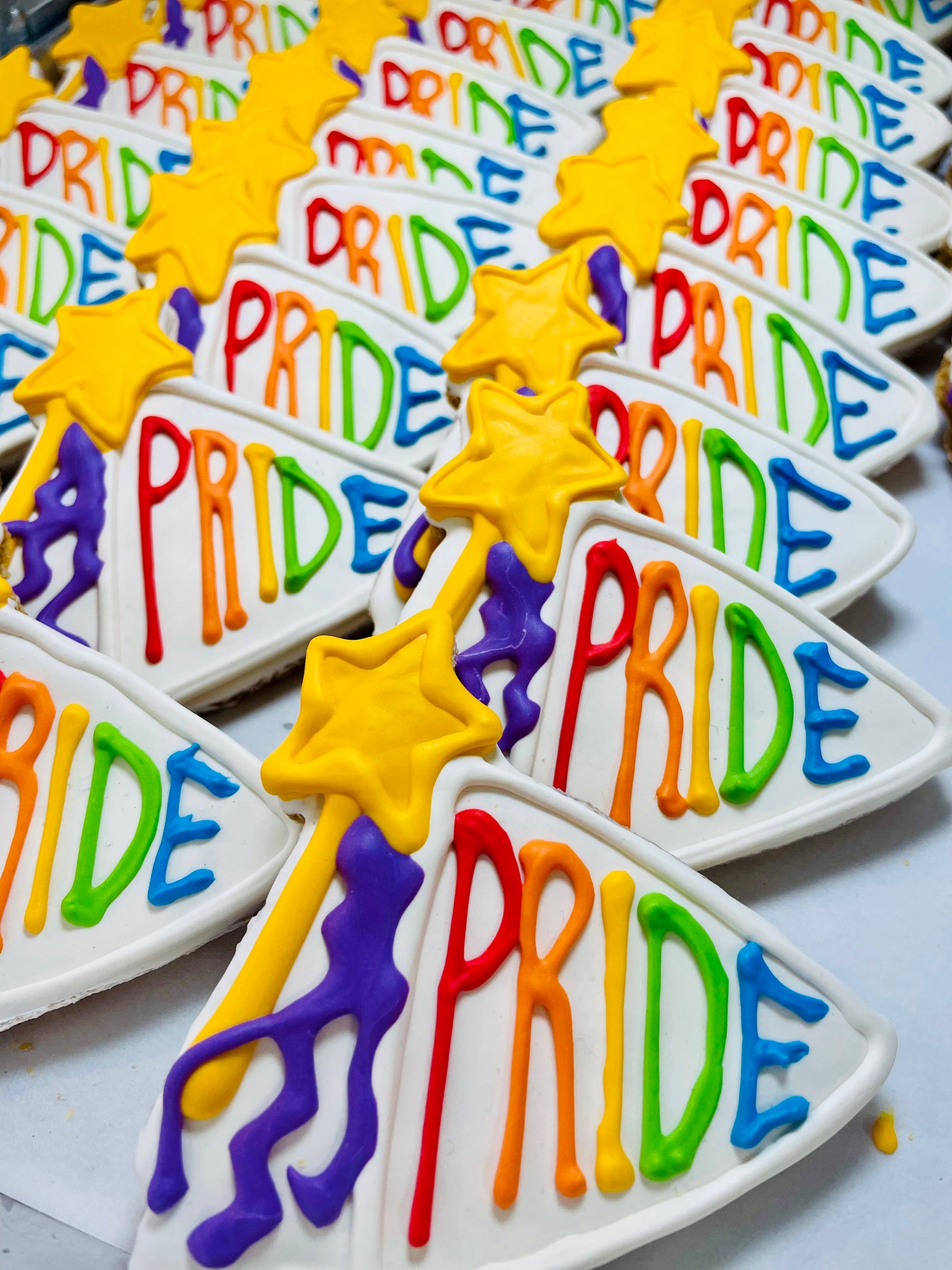 Lucky Biscuit Pet Bakery - Pride 2026: Pride Paw
