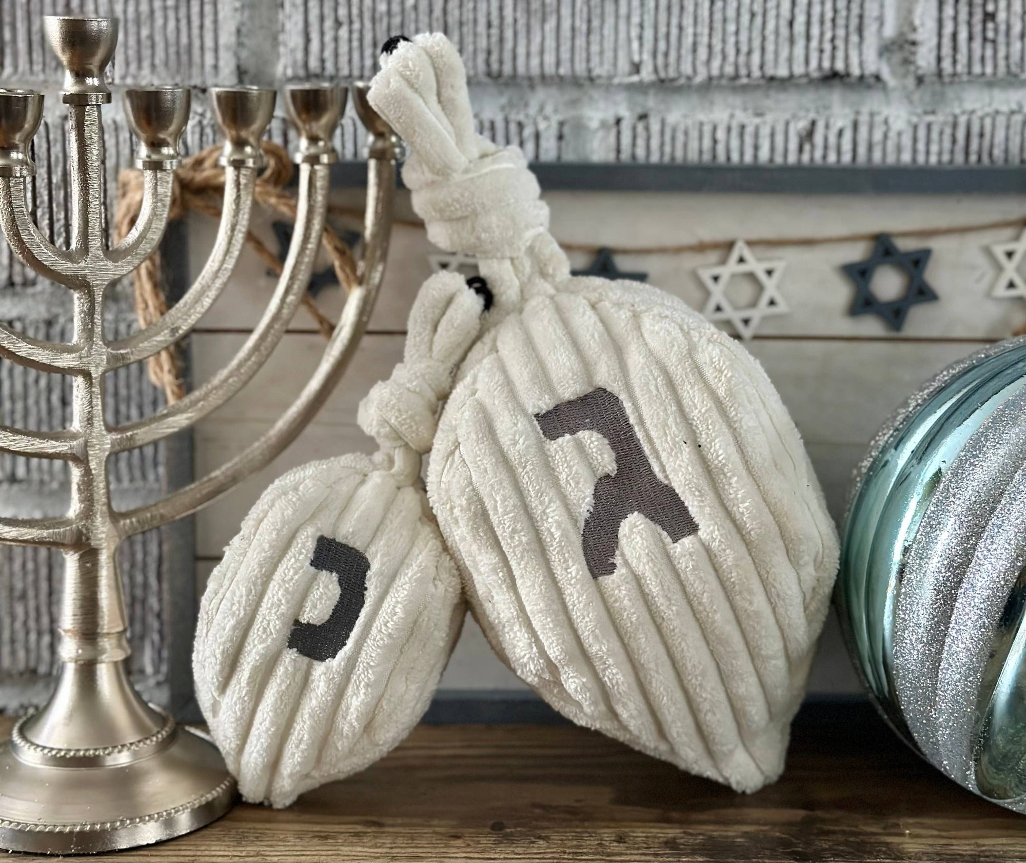 HuggleGroup - Shining Collection Dreidel Durable Plush Dog Toy: Large