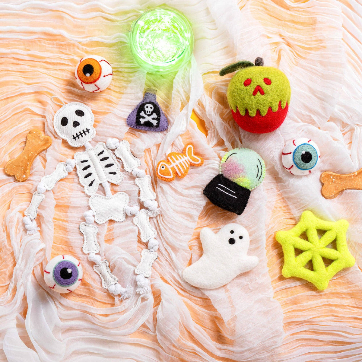 Awoo - Poison Apple Felt Wool Toy
