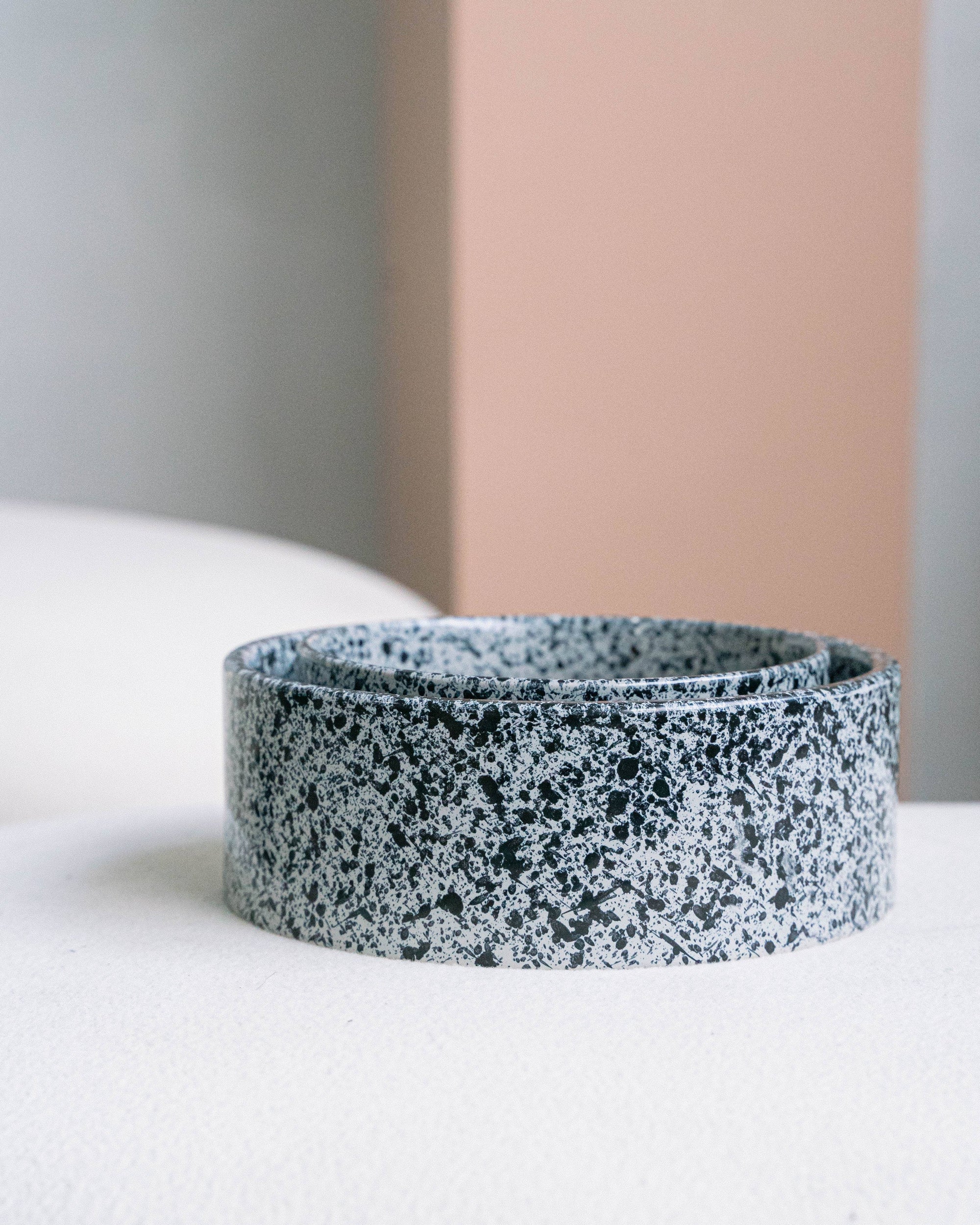 dexypaws - Salt &amp; Pepper Ceramic Dog Bowl: 8 Inches