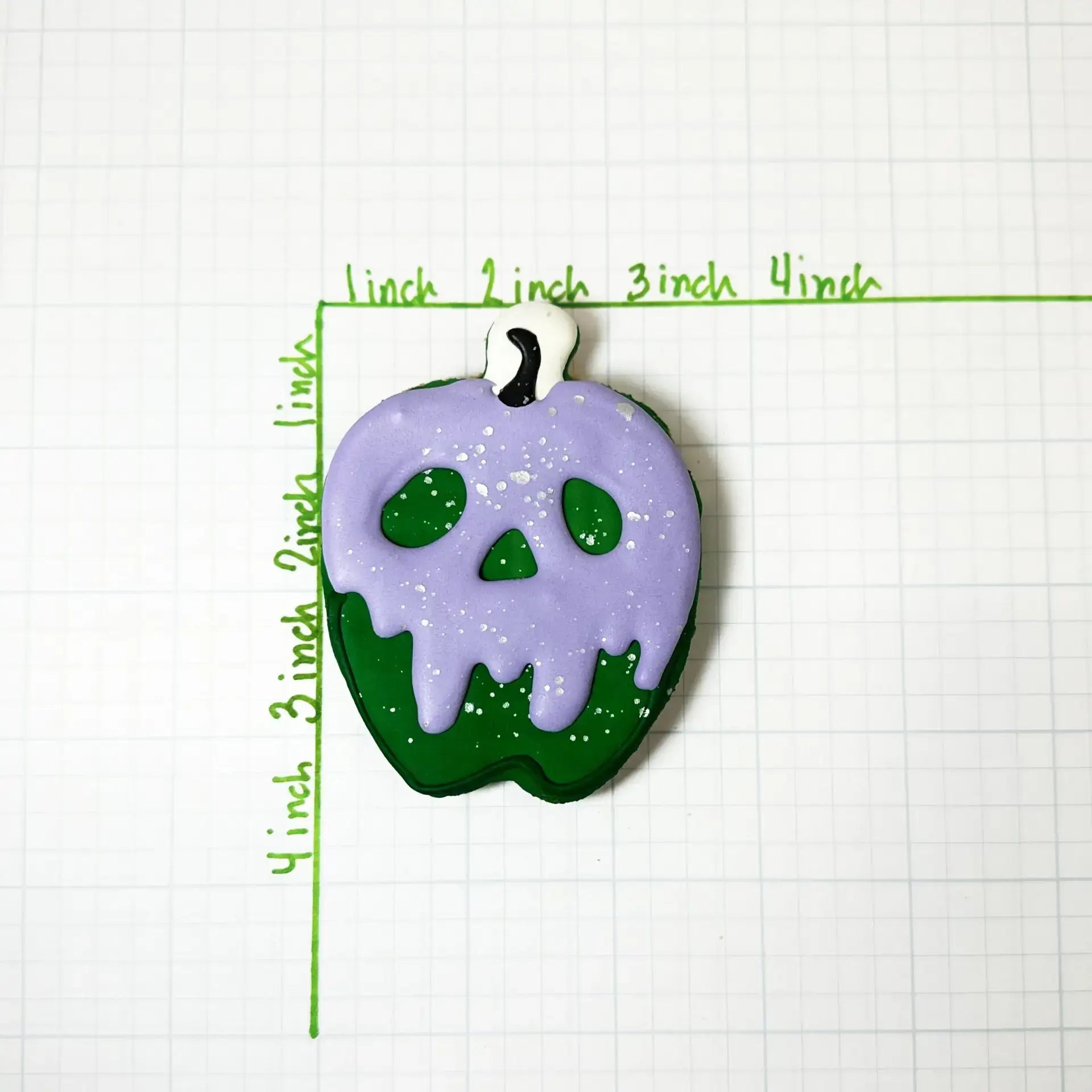 Lucky Biscuit Pet Bakery - Halloween One Bite &amp; You’re Mine : Apple