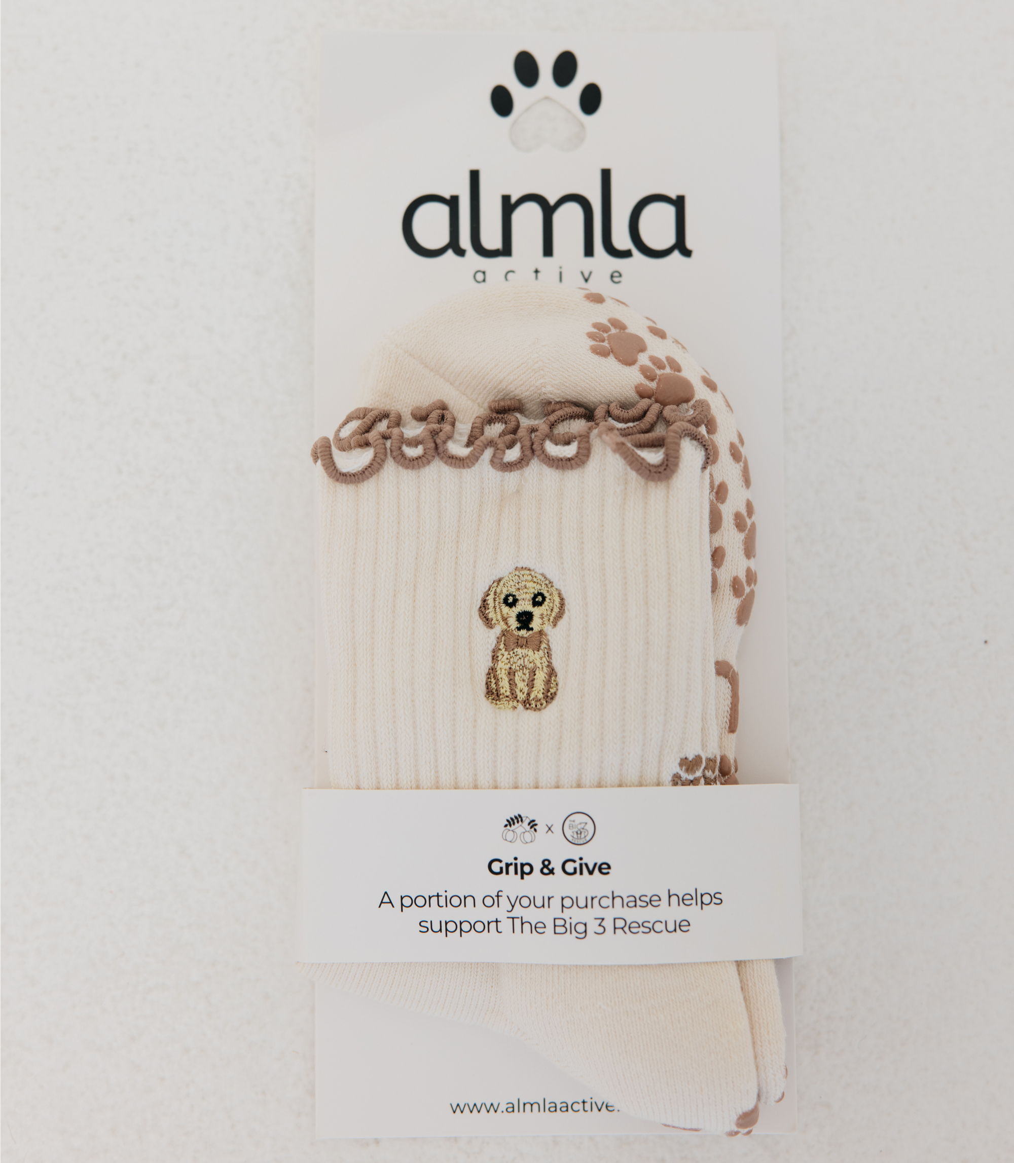 Almla Active - Golden Retriever Ruffle Pilates Socks Brown Paw Shaped Grips