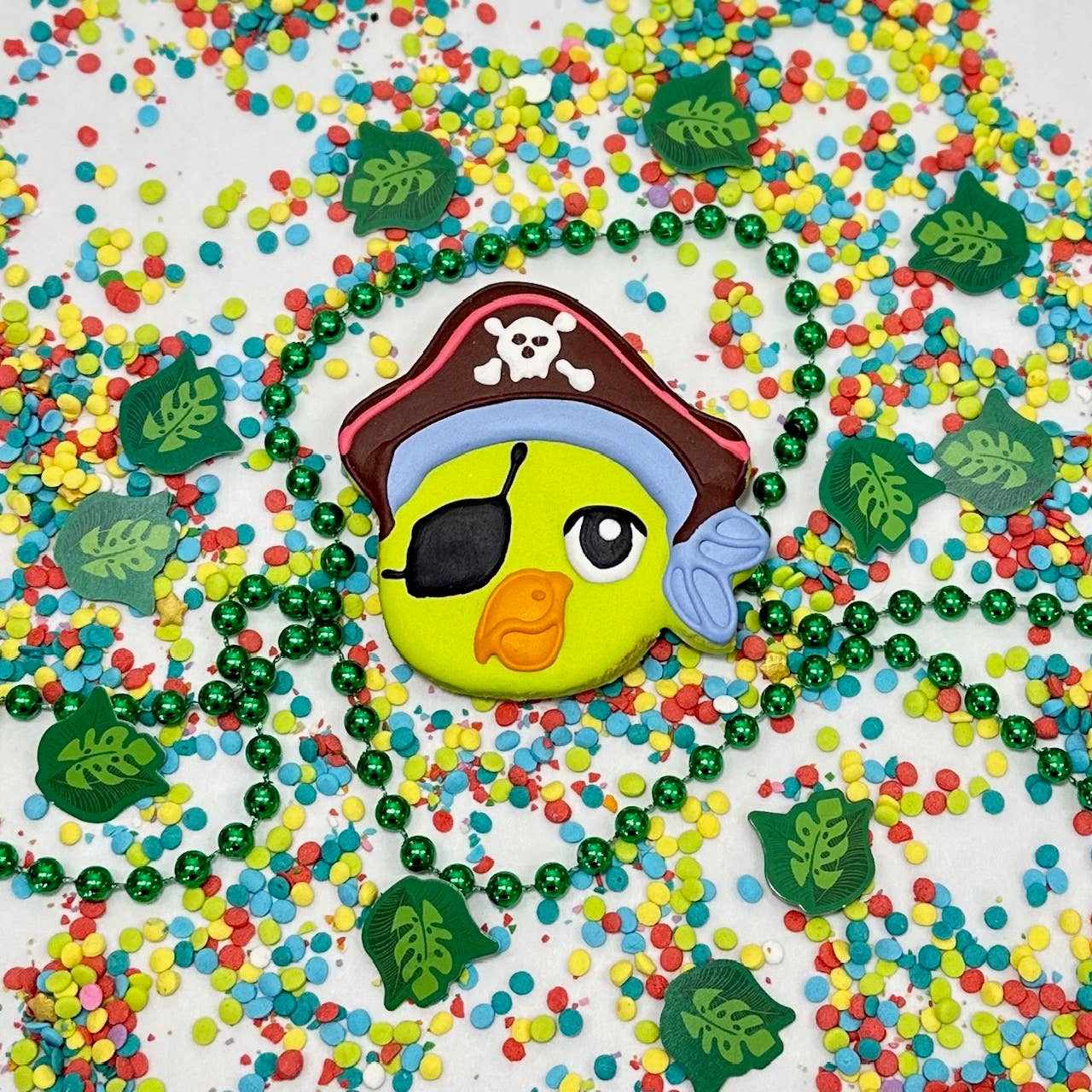 Lucky Biscuit Pet Bakery - PIrate Polly Parrot : Pirate Parrot