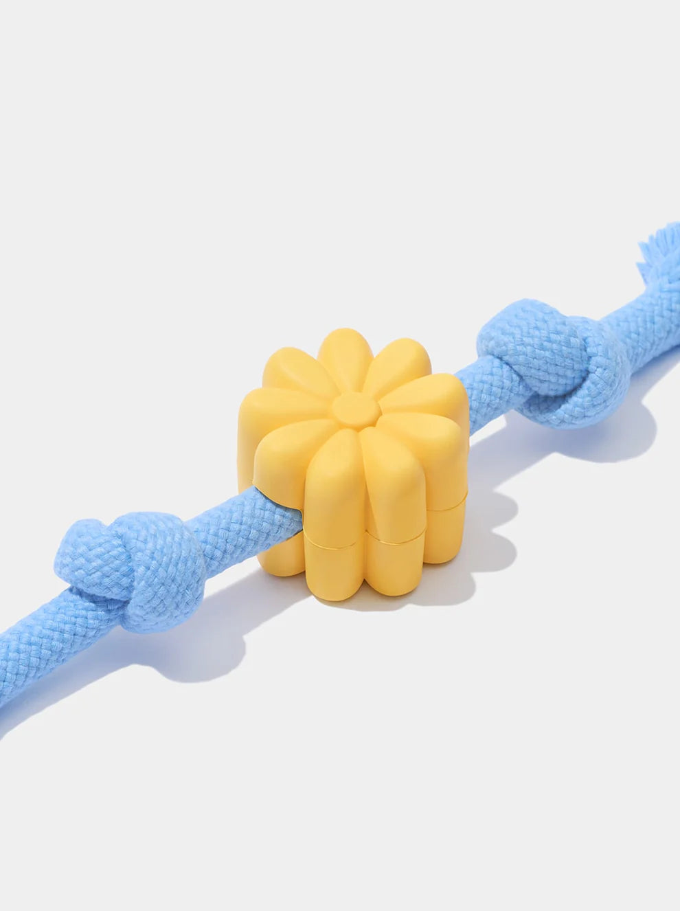 Vetreska Playful Charm Knot Rope Toy - Daisy