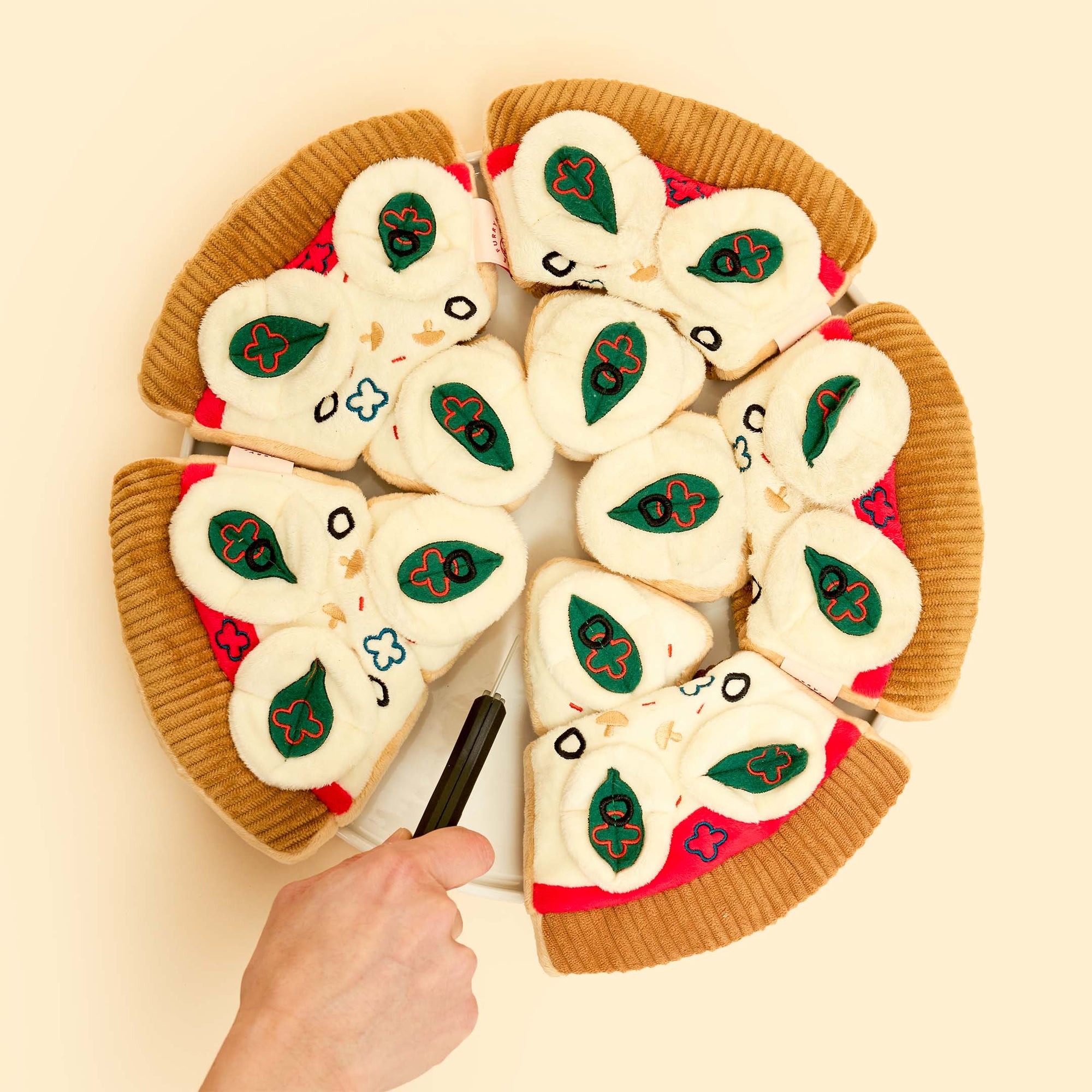 the furryfolks - Pizza Nosework Toy