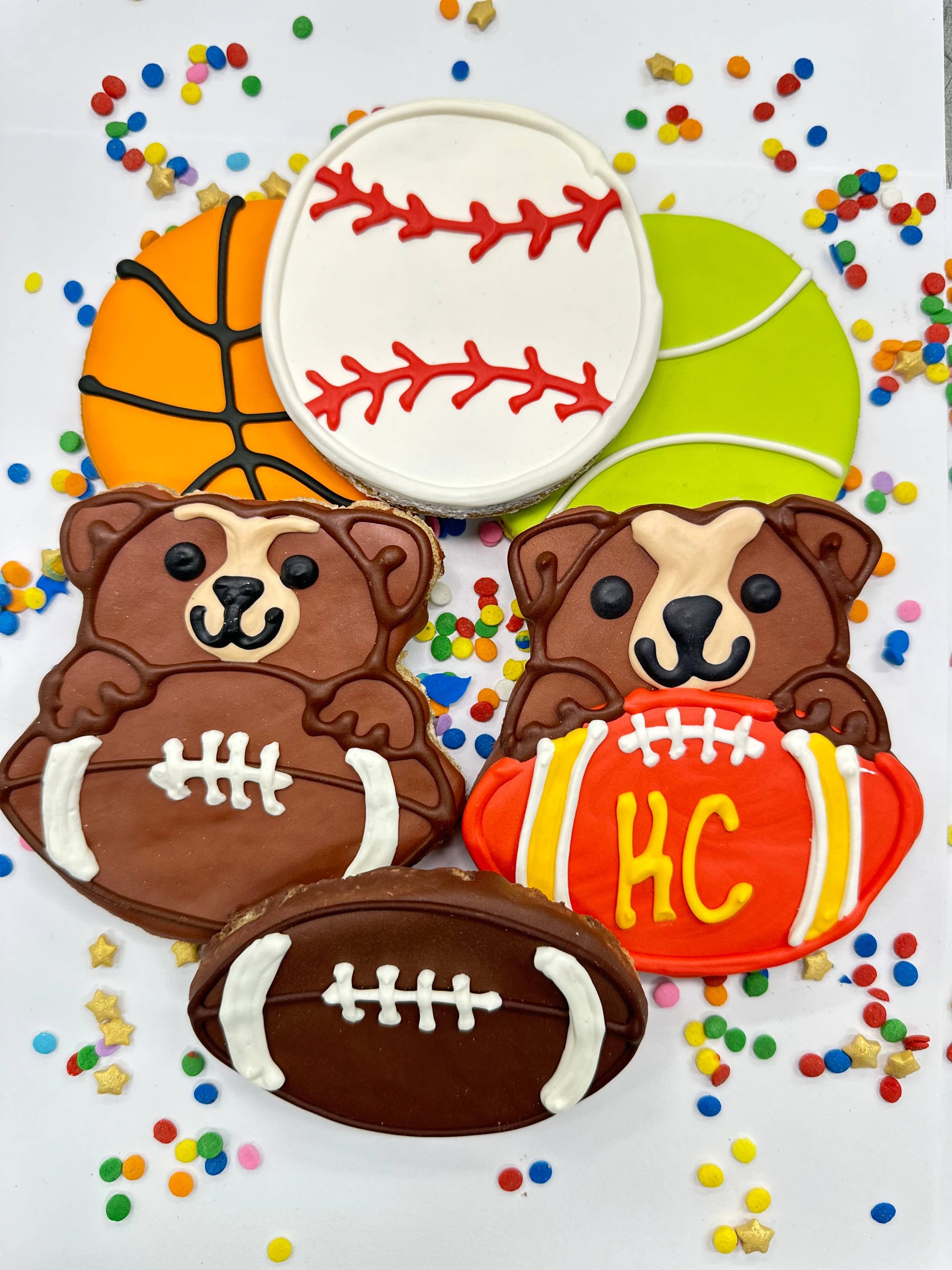 Lucky Biscuit Pet Bakery - Sports Ball Buffet Cookies: Basketball Cookie
