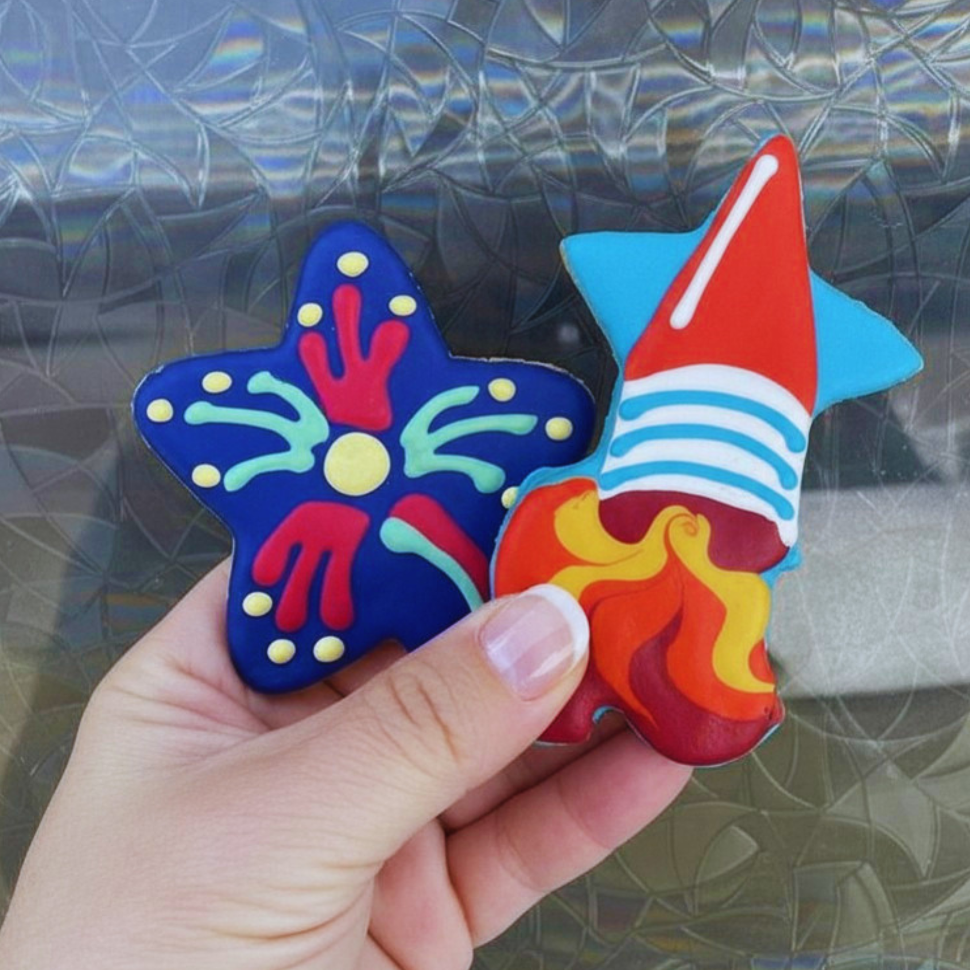 Lucky Biscuit Pet Bakery - The Rocket’s Red Glare : Rocket