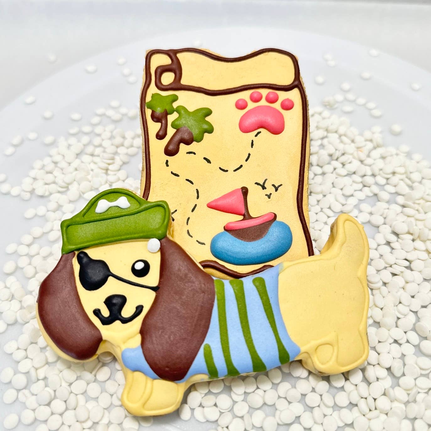 Lucky Biscuit Pet Bakery - Pirate Dog Barkbeard : PIrate Barkbeard