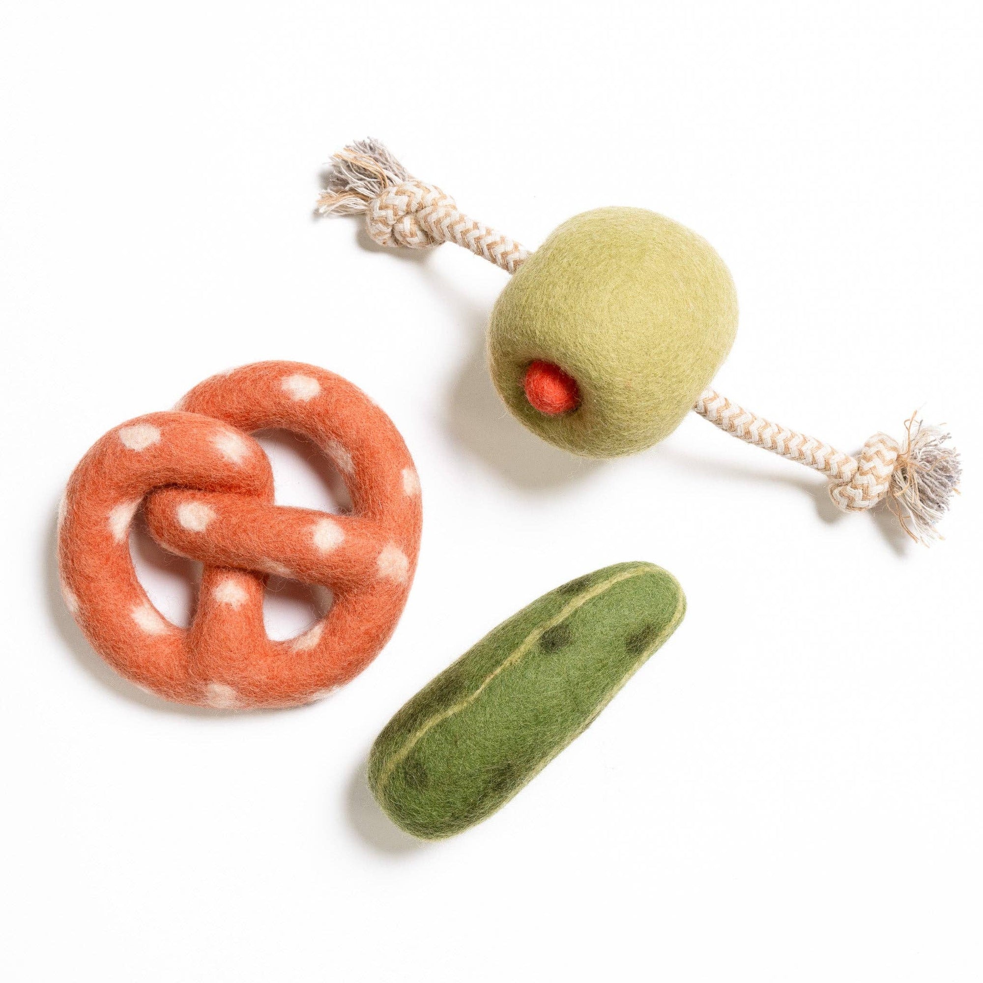 Awoo - Pimento Olive Felt &amp; Rope Tug Toy