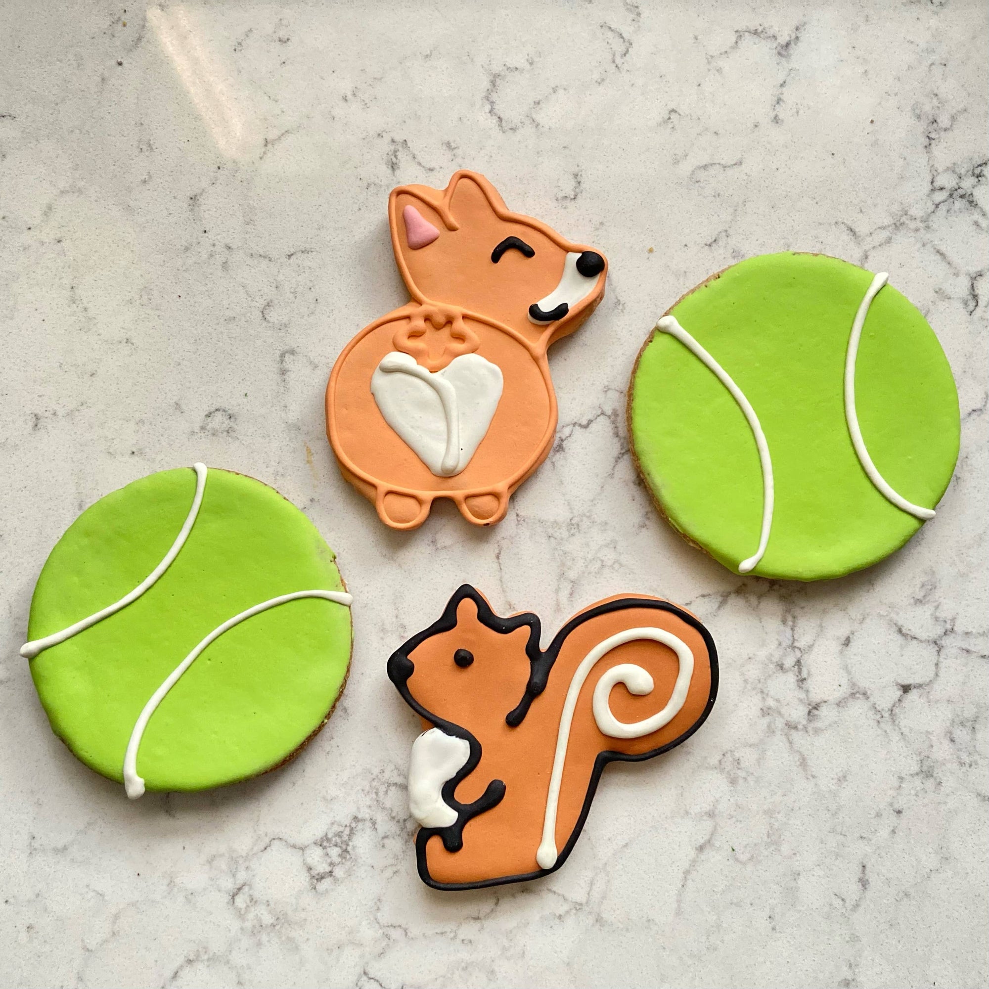 Lucky Biscuit Pet Bakery - Sports Ball Buffet Cookies: Basketball Cookie