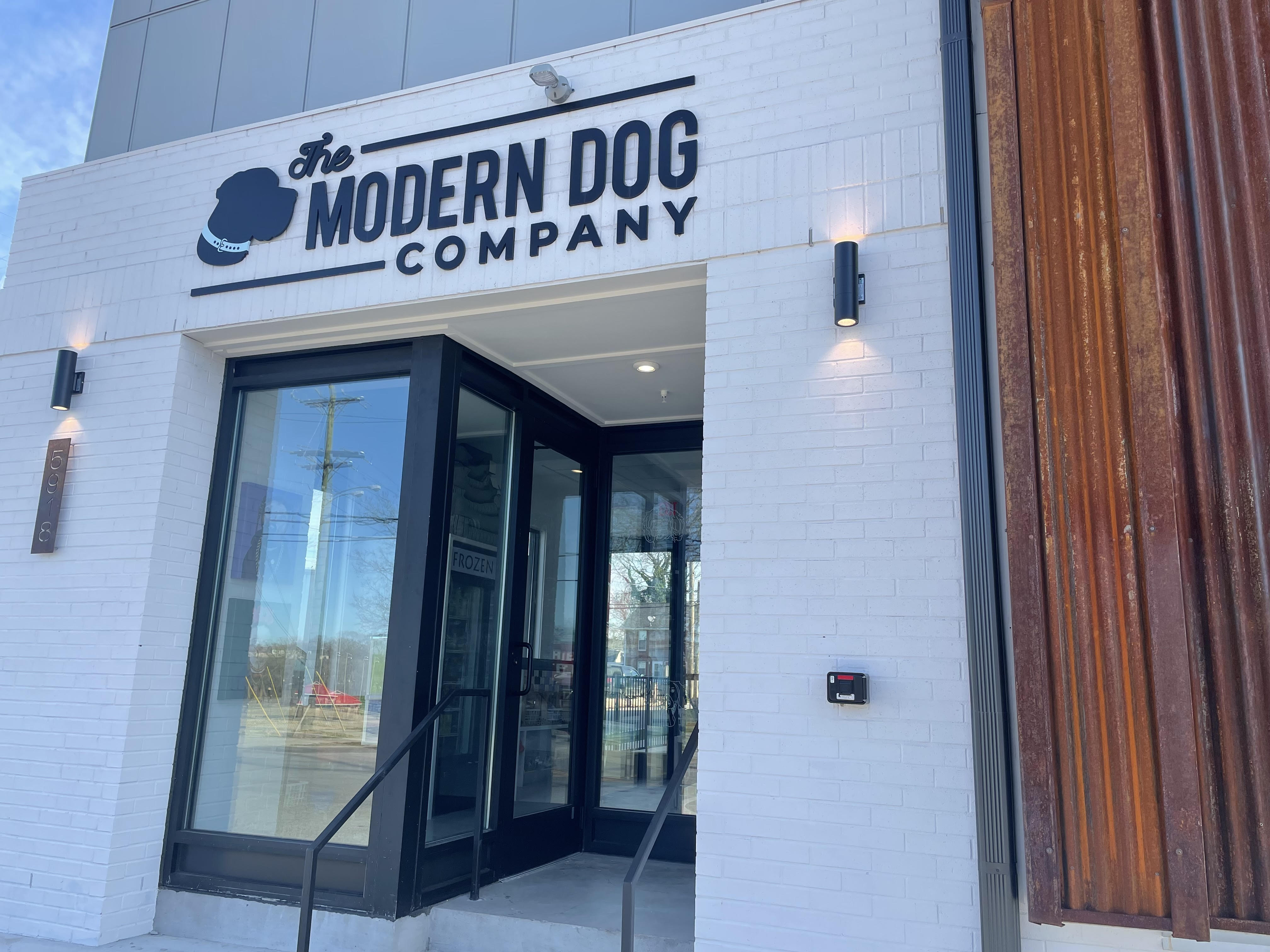 https://www.themoderndogcompany.com/cdn/shop/files/store_front.jpg?v=1647272602