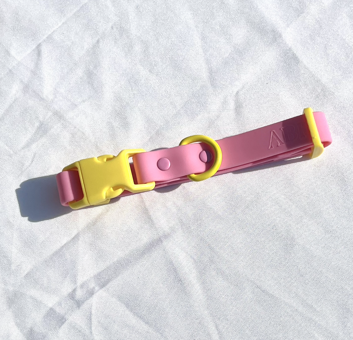 Approved by Fritz - The Fritz Collar - Durable, Waterproof & Two-Tone | Pink